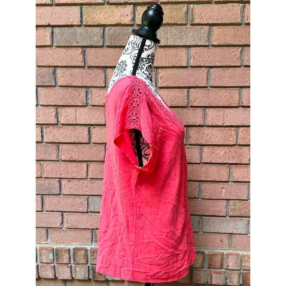 GUC Maurices Women's Coral Pullover Top w/ Crochet Detail XL - Picture 2 of 7